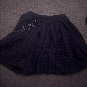 Hot topic plaid pleated skirt size medium never worn